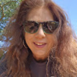 Meet your Posher, Dianna mccook